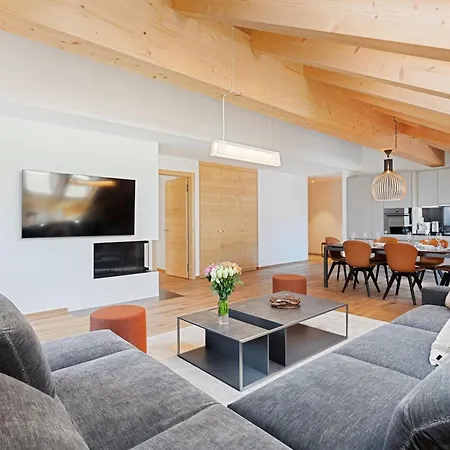 High-end Indoor Pool Appartement